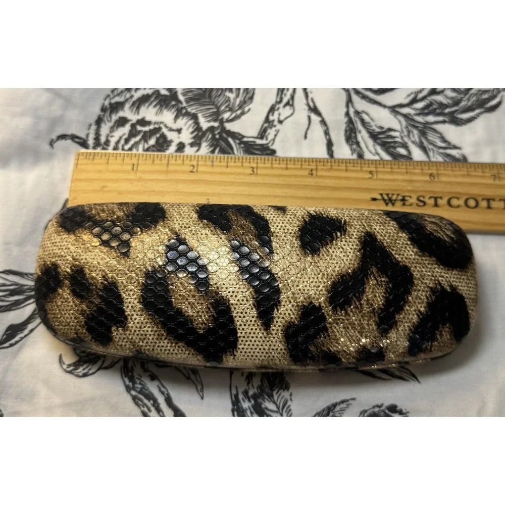 Sofia Vergara by Foster Grant Leopard Print Hard Glasses Case NEW - Picture 6 of 7